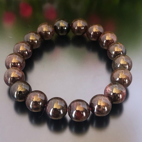 Garnet 10mm Natural Stone Beads Stretchable Bracelet - Picture 1 of 2